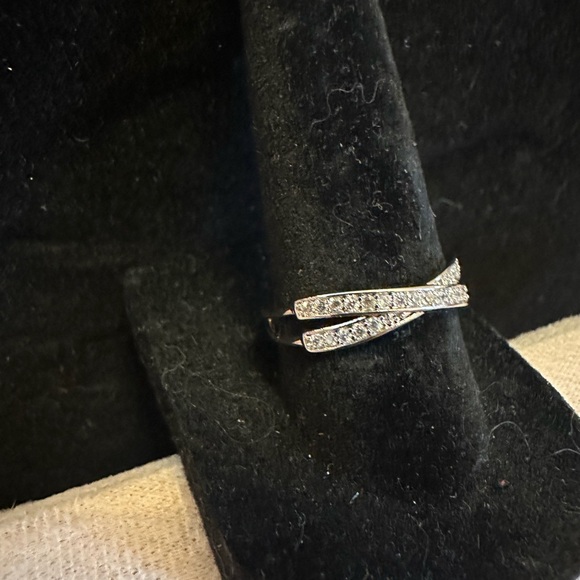 NEW Elegant Lab Created Diamond Ring - Picture 2 of 5